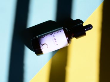 Hola a todos, es hora de otra publicación y otra reseña más, esta vez de NANOIL VITAMIN C FACE SERUM, no sabía si valdría la pena, ¿que forma de vitamina C usaría? Y en general ¿cómo funciona realmente la vitamina C? Pues bueno, este producto es nuevo y me preguntaron si podía hacer una reseña […]